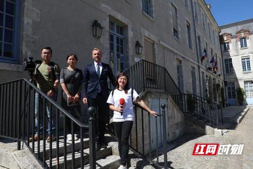 东鹏饮料厂爆料事件视频,揭秘生产内幕与市场反响 第3张 东鹏饮料厂爆料事件视频,揭秘生产内幕与市场反响 第3张